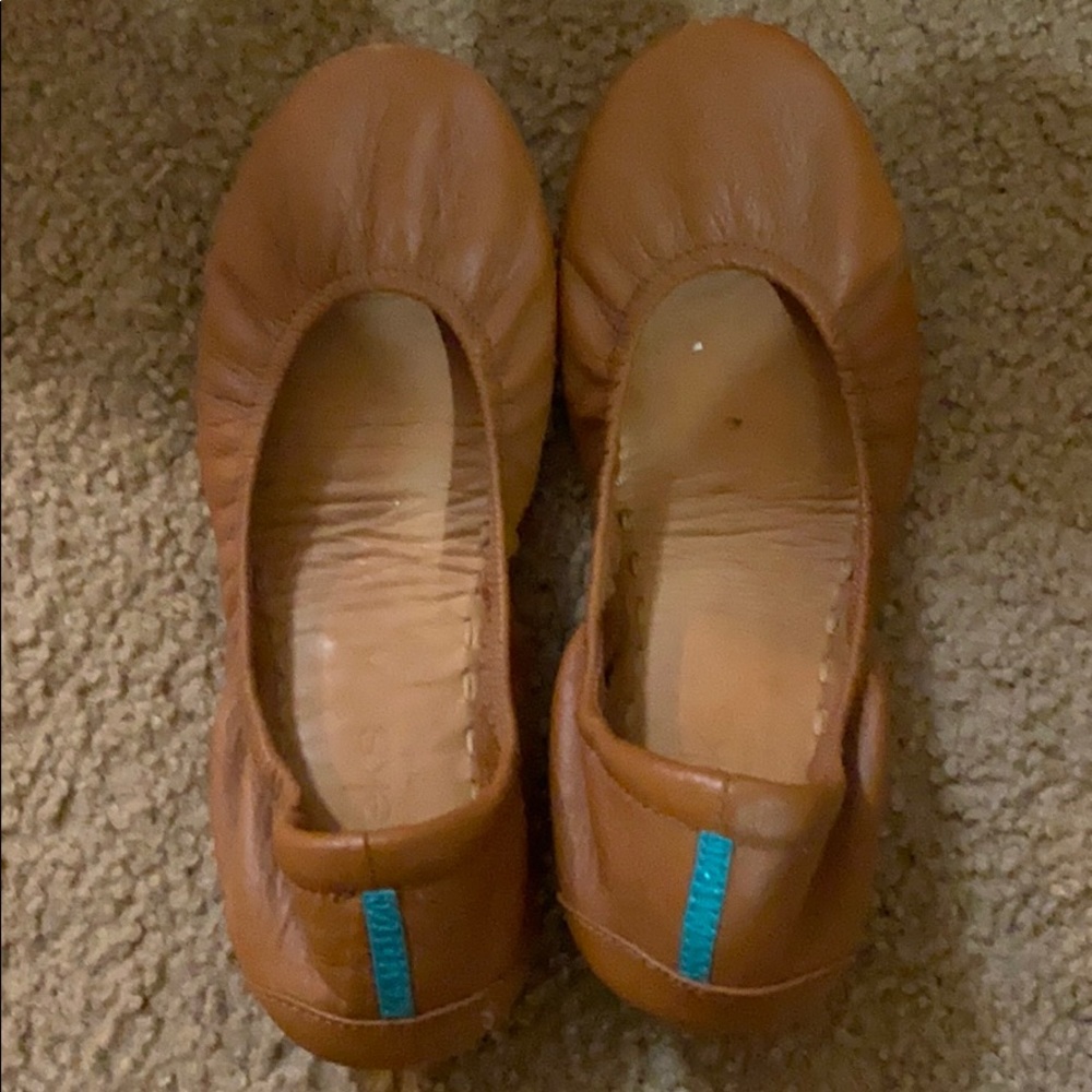 tieks size 7 Chestnut flats